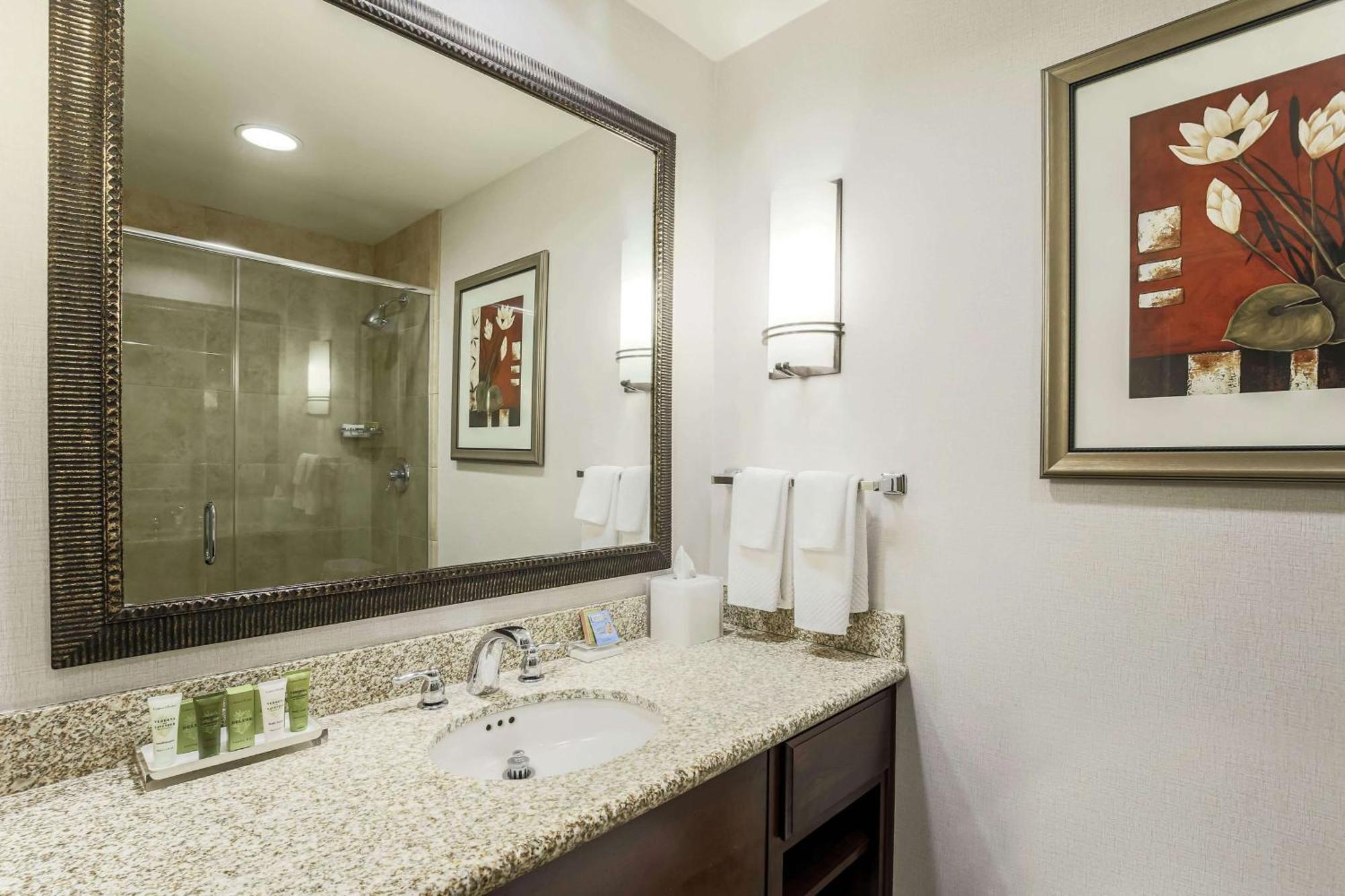 Hilton Phoenix Chandler Exterior photo
