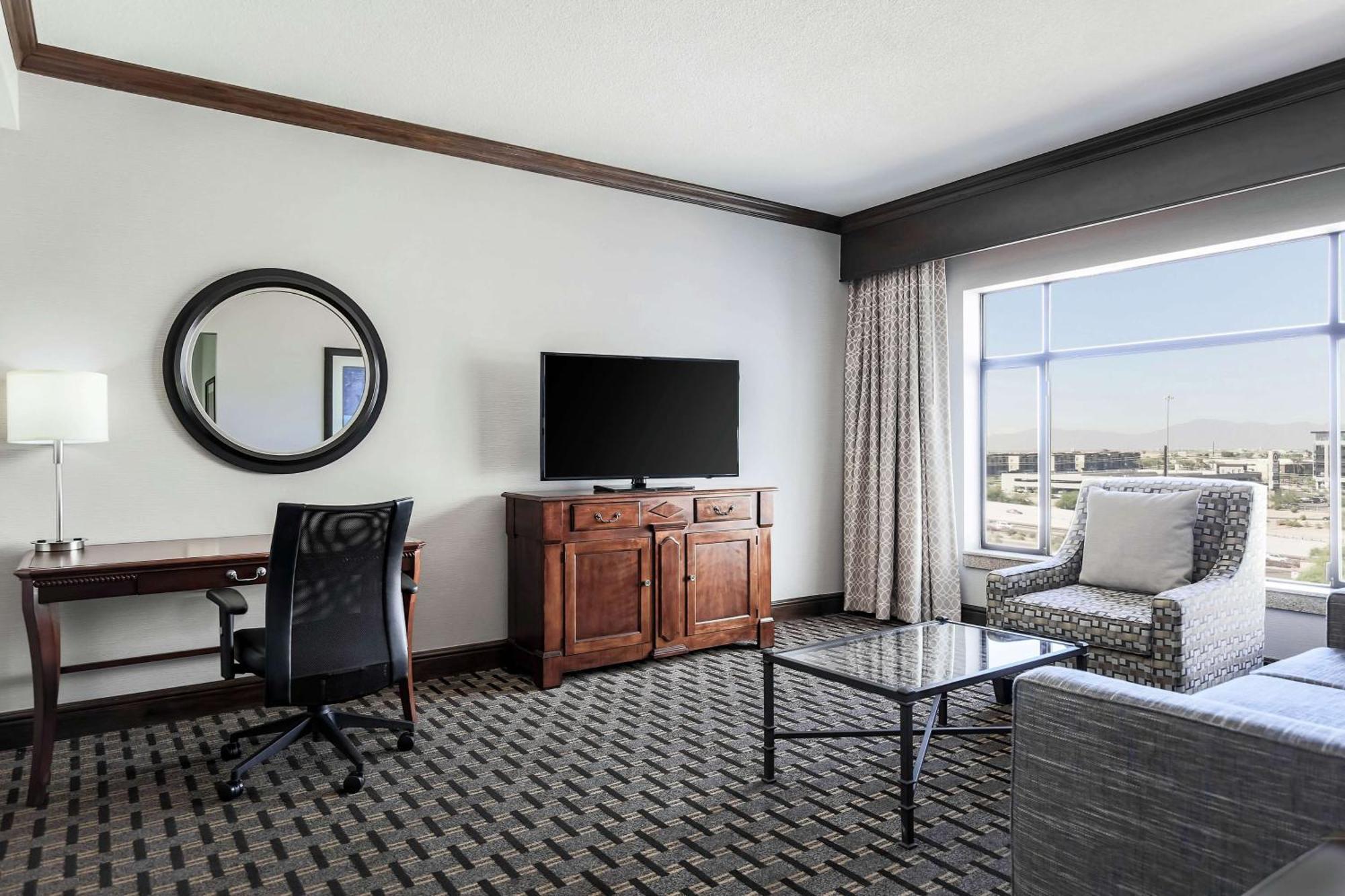 Hilton Phoenix Chandler Exterior photo