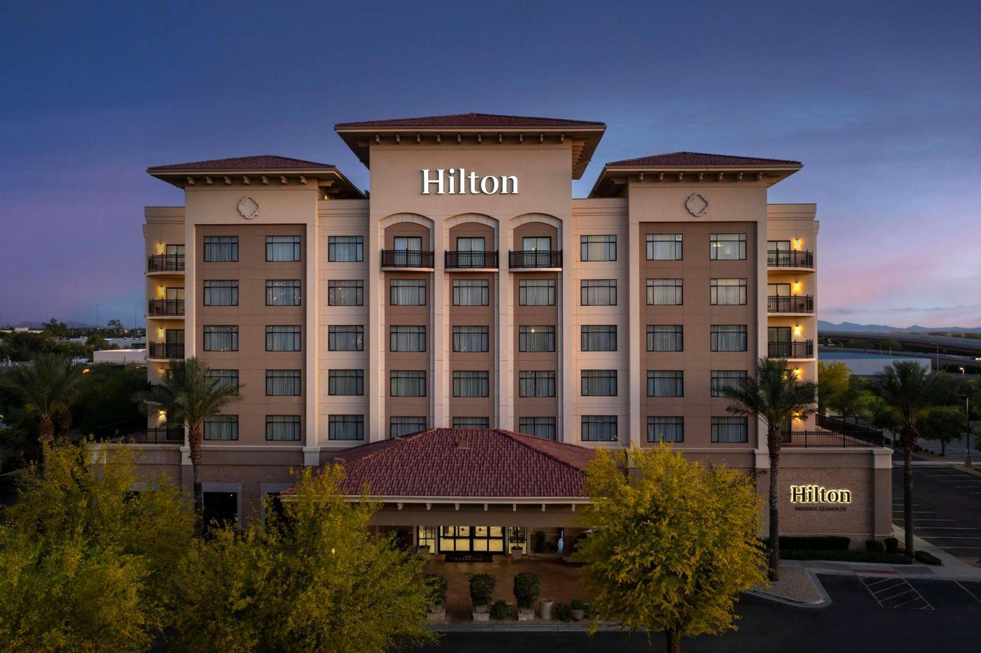 Hilton Phoenix Chandler Exterior photo